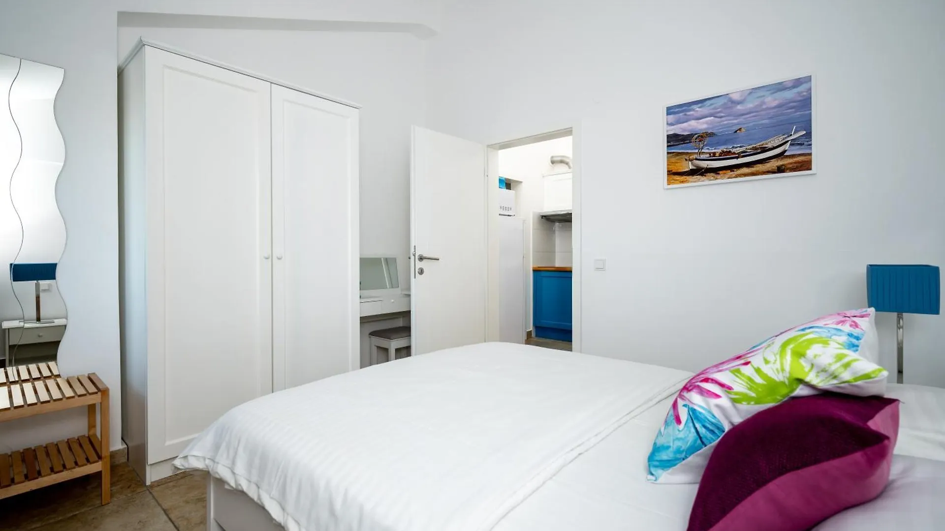 Adorami Apartments Baska