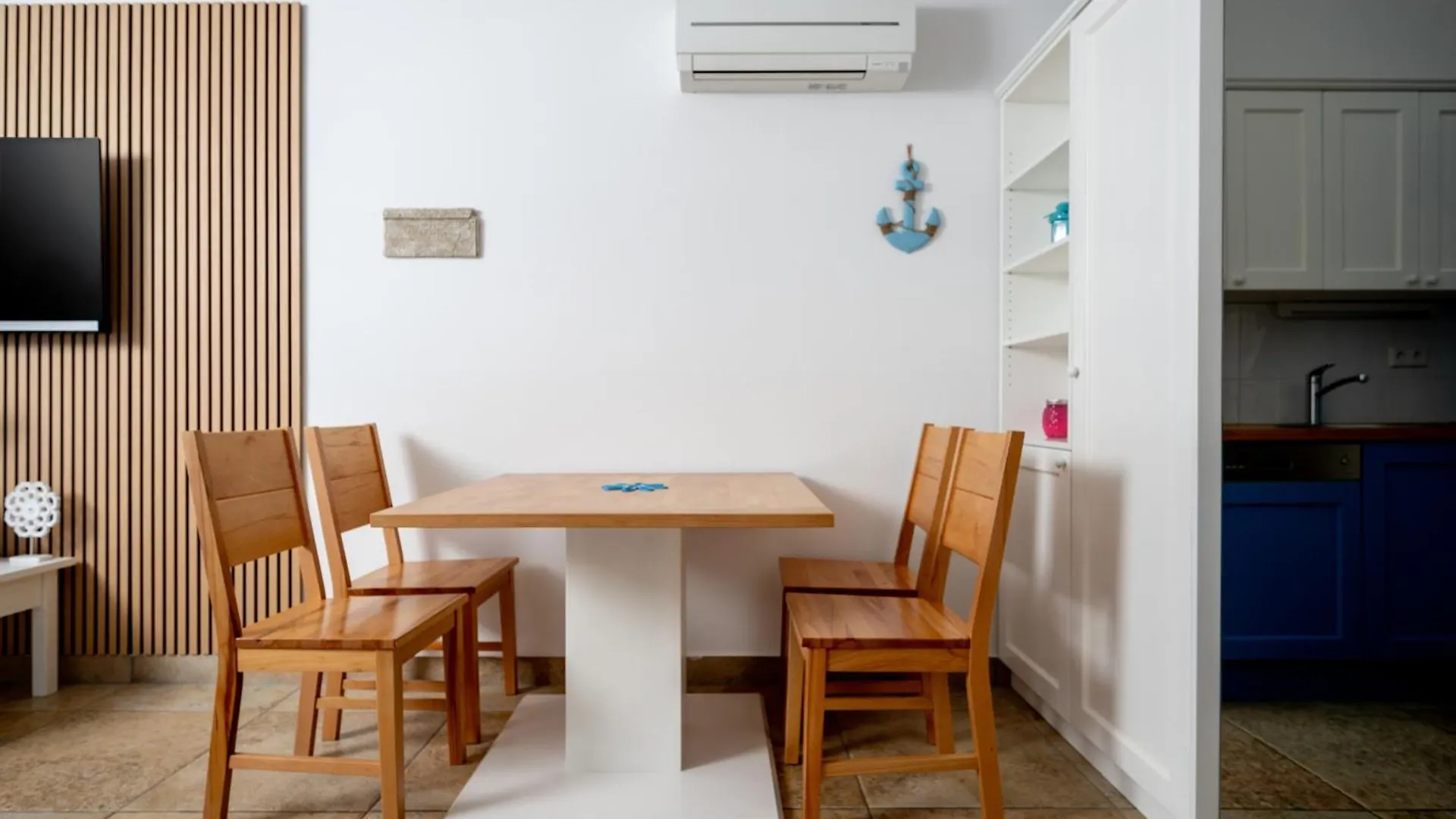 Adorami Apartments Baska   Baska (Krk)
